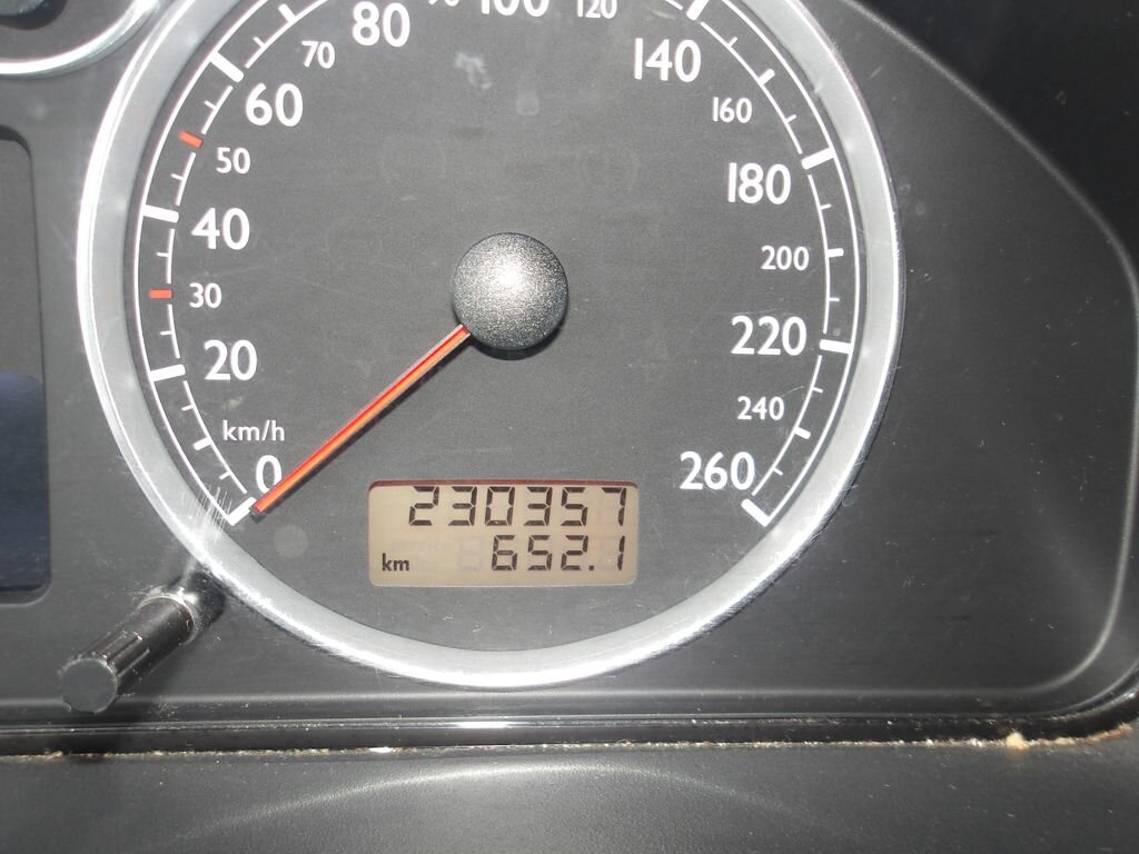 Volkswagen Sharan Kombi 2,0 l 103 kw