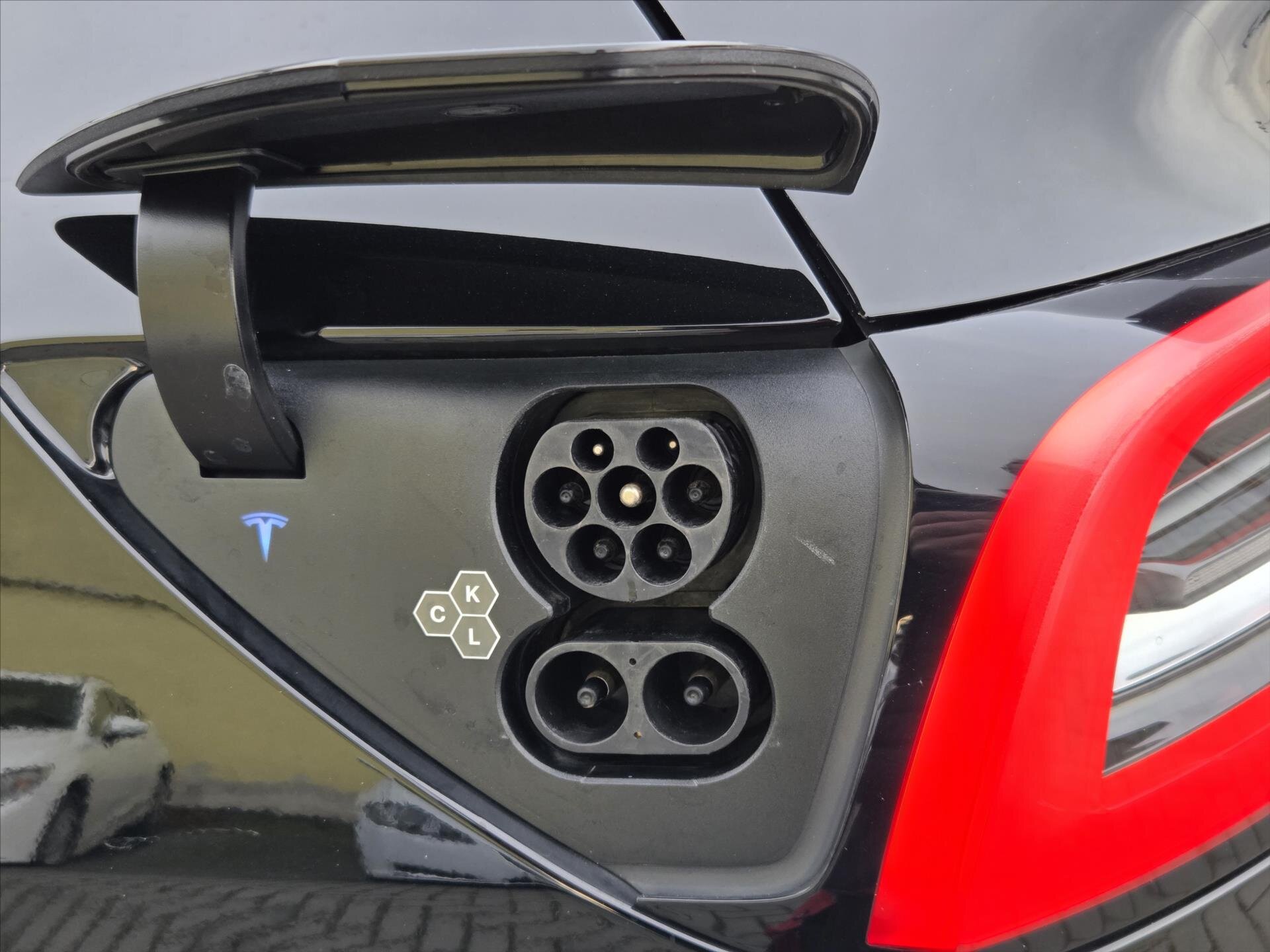 Tesla Model Y SUV 0,0 393 kw