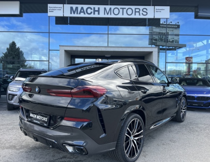 BMW X6 8