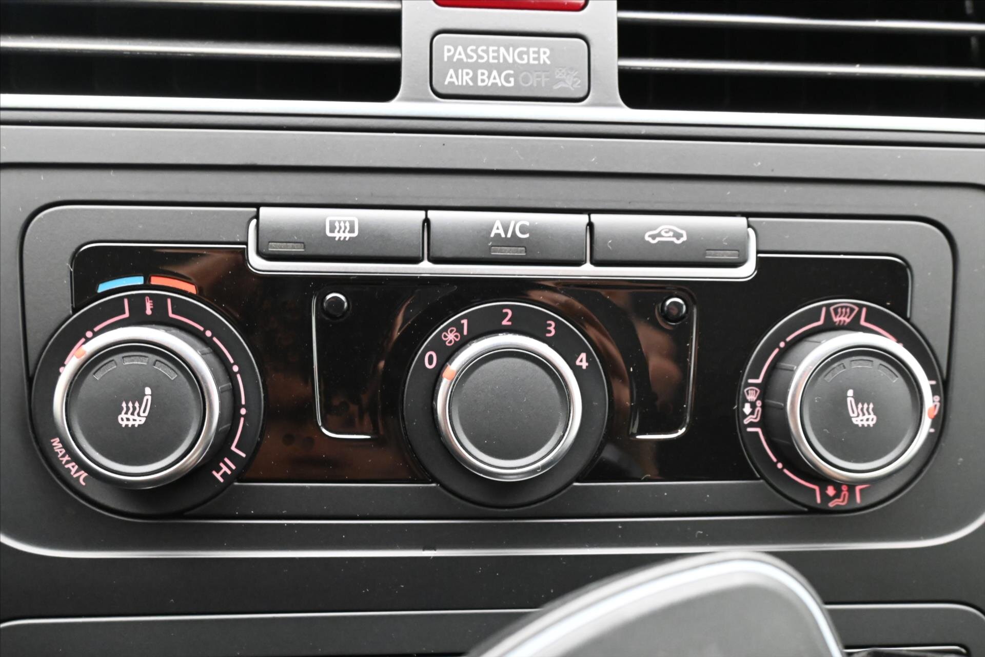 Volkswagen Touran MPV 1,6 l 77 kw