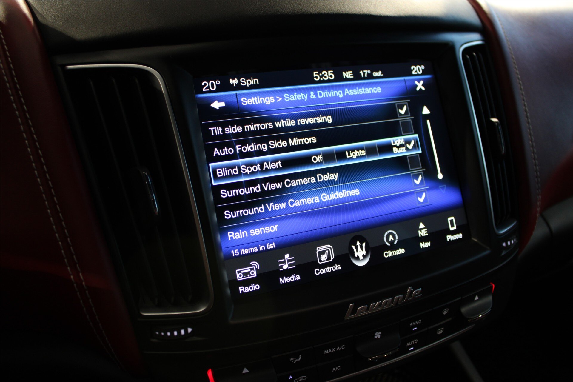 Maserati Levante SUV / Terénní 3,0 l 316 kw