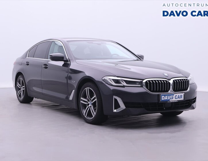 BMW Řada 5 Sedan / Limuzína 2,0 l 135 kw