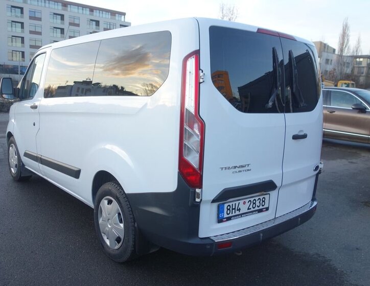 Ford Transit Custom 11