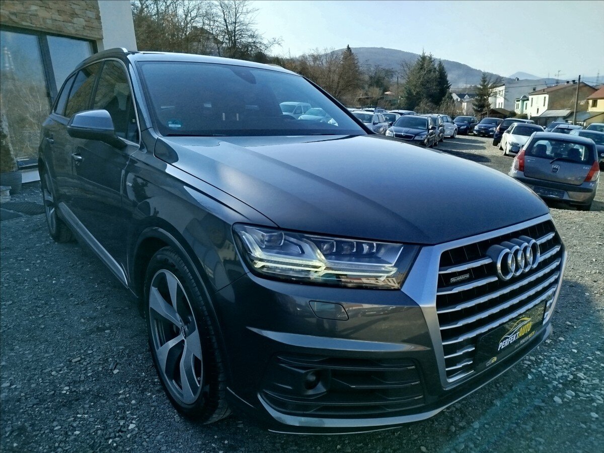 Audi Q7 SUV / Terénní 3,0 l 200 kw