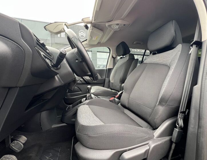 Citroën Grand C4 Picasso 8