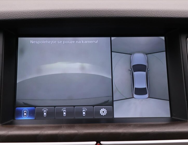 Hyundai Genesis Sedan 3,8 l 232 kw