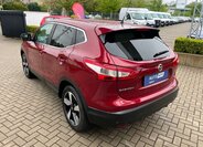 Nissan Qashqai SUV / Terénní 1,6 l 120 kw