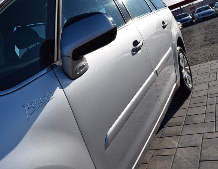 Citroën C4 Picasso Kombi 1,6 l 88 kw