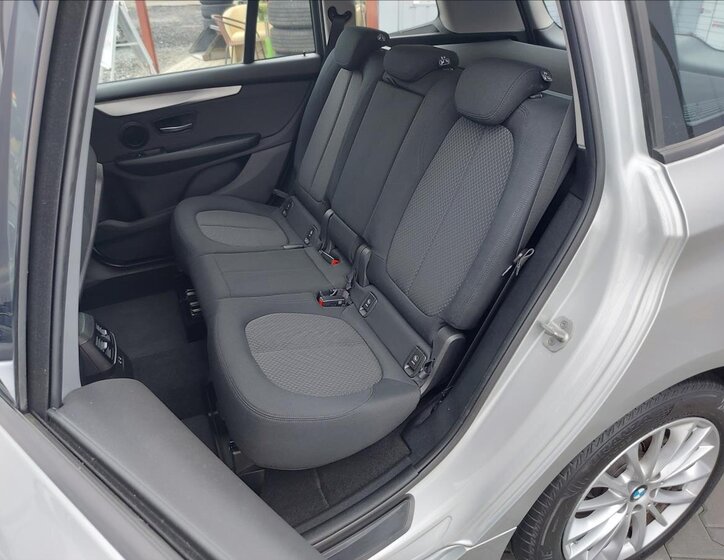 BMW Řada 2 MPV 1,5 l 80 kw