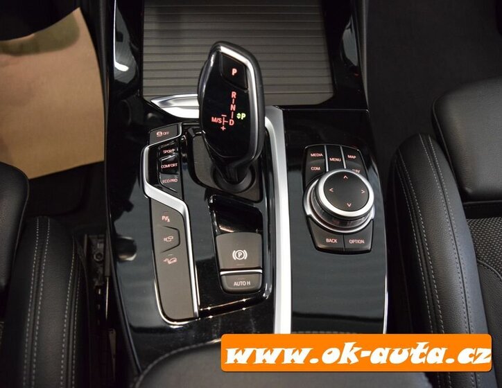 BMW X3 SUV 2,0 l 140 kw