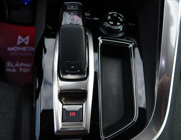 Peugeot 5008 SUV / Terénní 1,2 l 96 kw