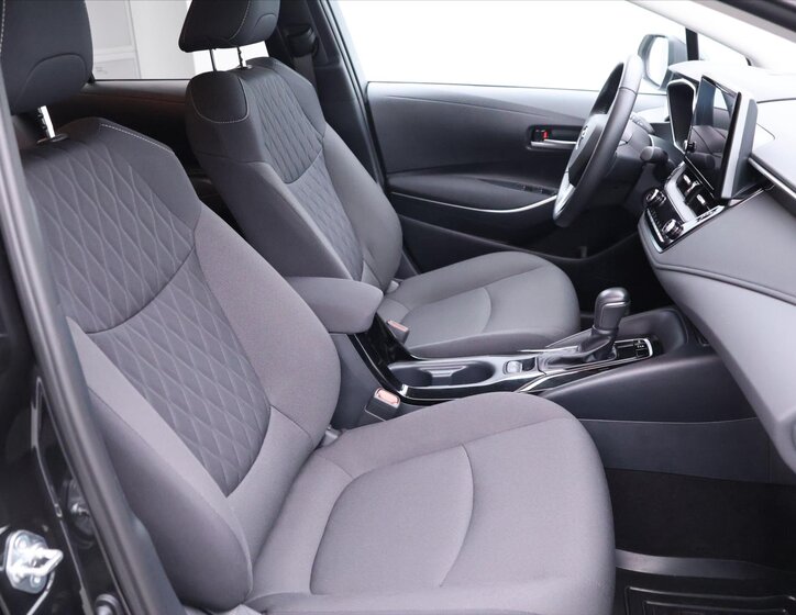 Toyota Corolla Sedan 1,5 l 92 kw