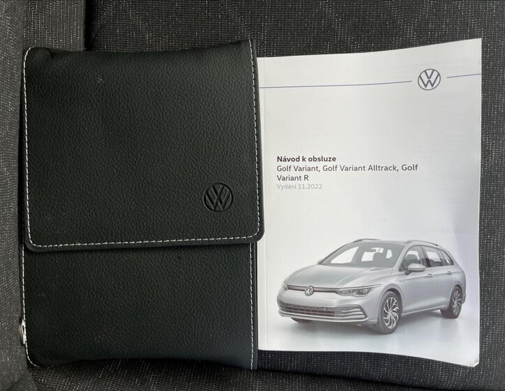 Volkswagen Golf Kombi 1,5 l 96 kw