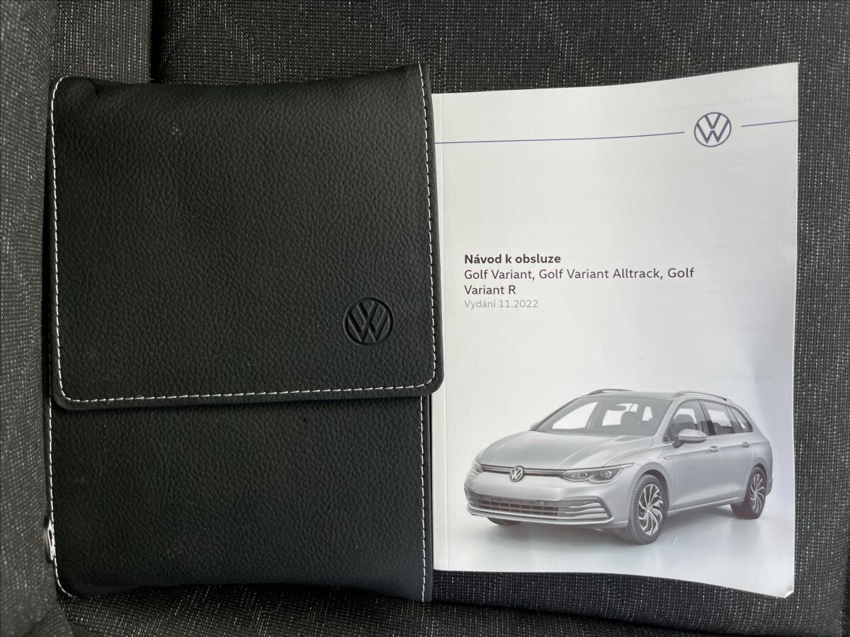 Volkswagen Golf Kombi 1,5 l 96 kw