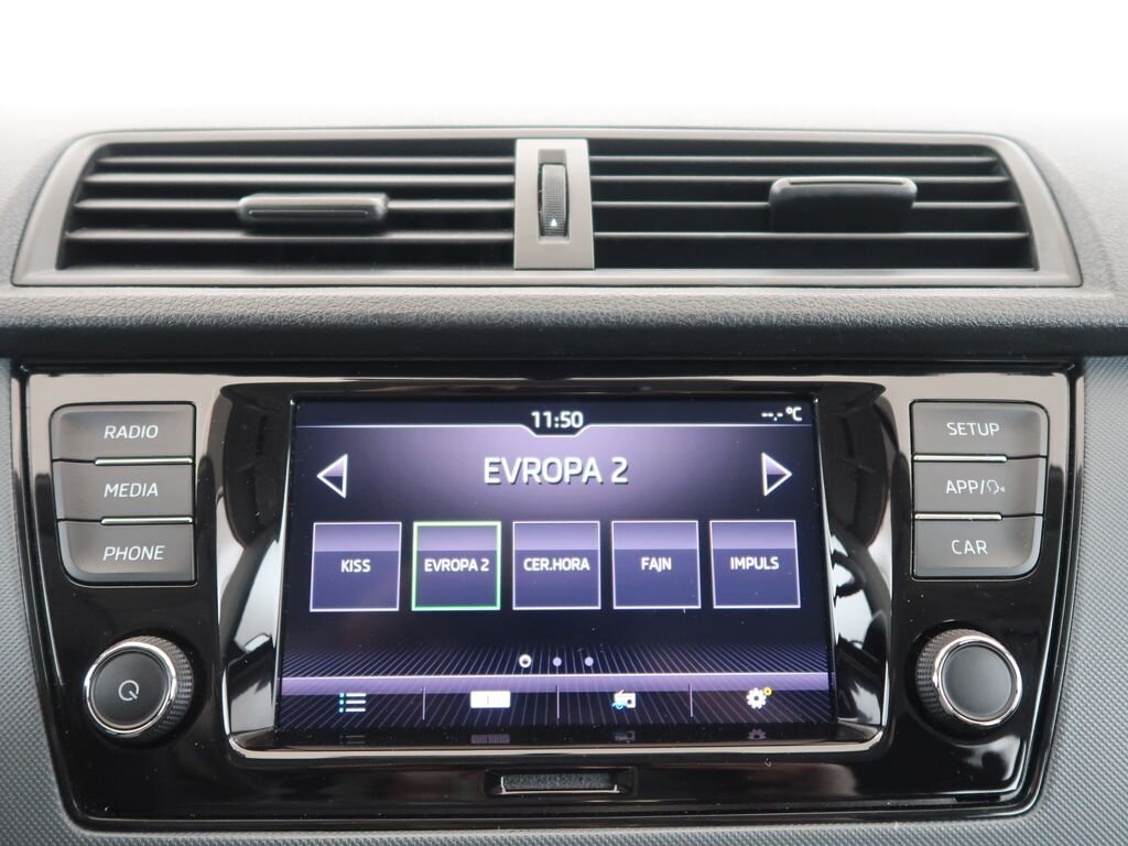 Škoda Fabia Hatchback 999,0 70 kw