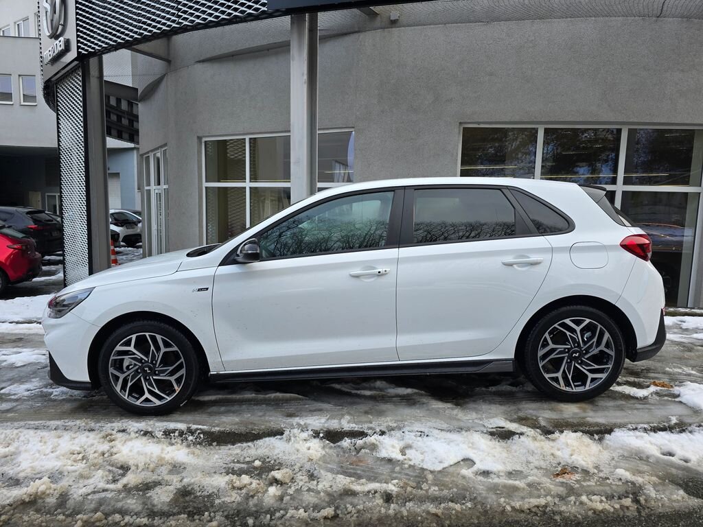 Hyundai i30 Hatchback 1,5 l 70 kw