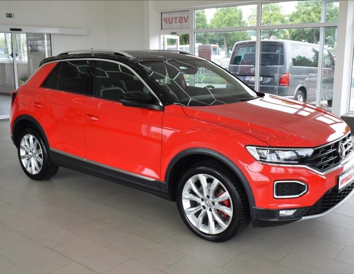Volkswagen T-Roc 3