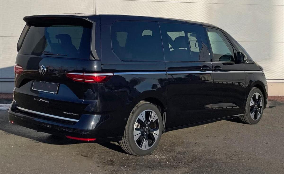 Volkswagen Multivan VAN-Minibus 0,0 130 kw