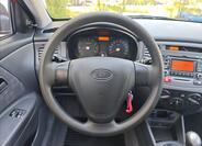 KIA Rio 17