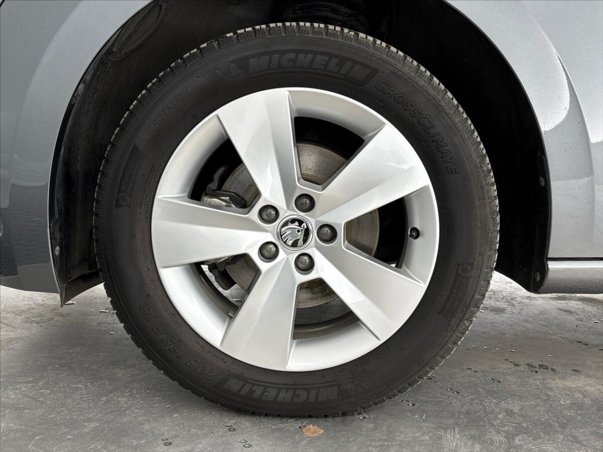 Škoda Scala Hatchback 999,0 81 kw