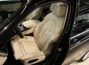 BMW X5 SUV / Terénní 3,0 l 230 kw