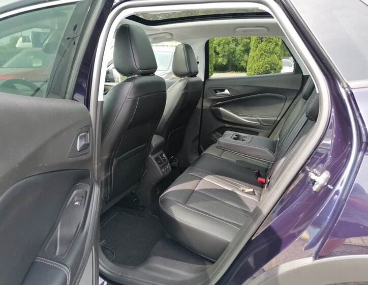 Opel Grandland X 11