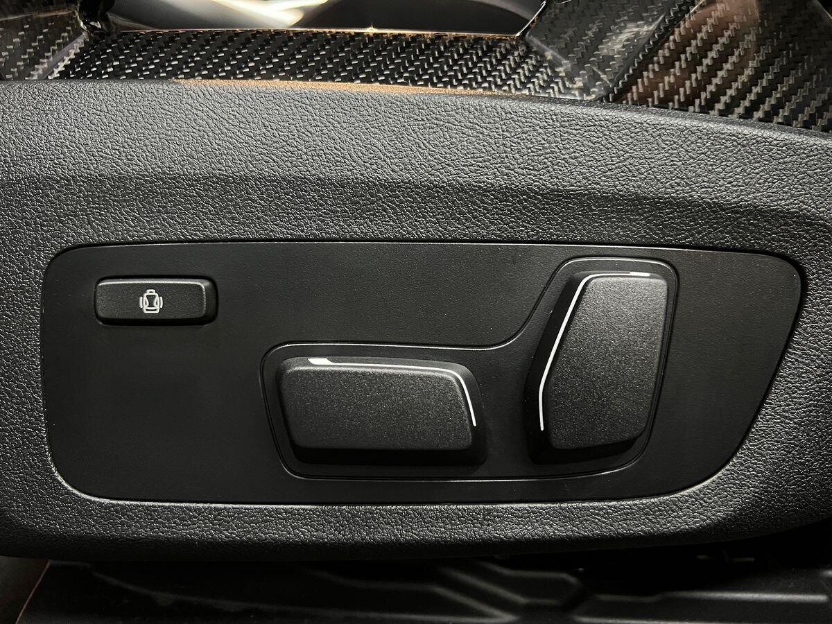 BMW M3 Sedan / Limuzína 3,0 l 390 kw