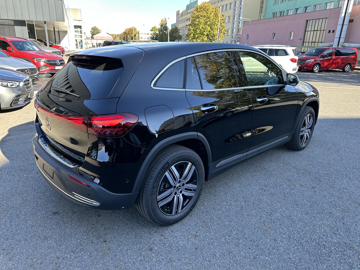 Mercedes-Benz EQA