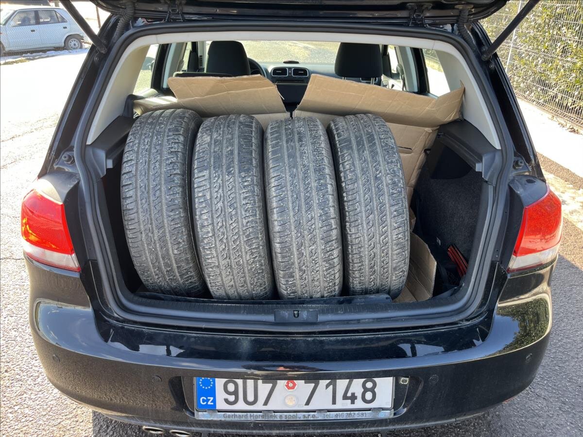 Volkswagen Golf Hatchback 2,0 l 81 kw