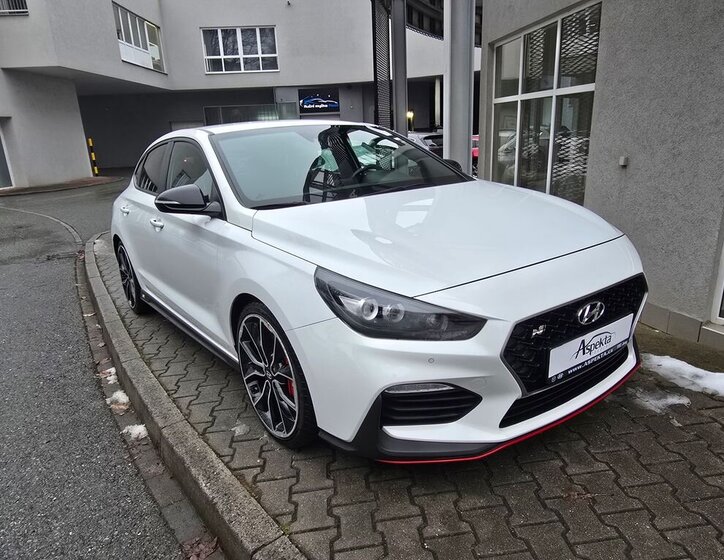 Hyundai i30 Hatchback 2,0 l 202 kw