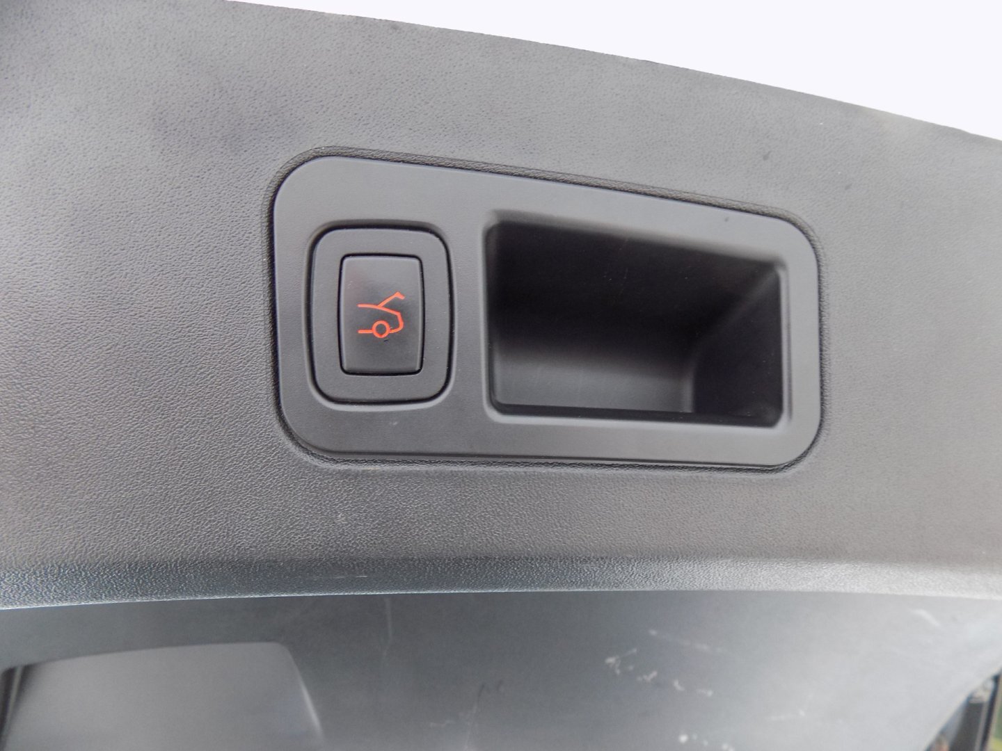 Tesla Model S Sedan / Limuzína 1,0 576 kw