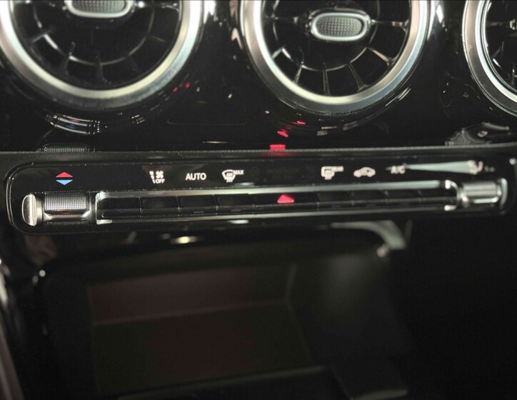 Mercedes-Benz CLA 16