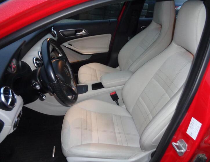 Mercedes-Benz Třídy A 9