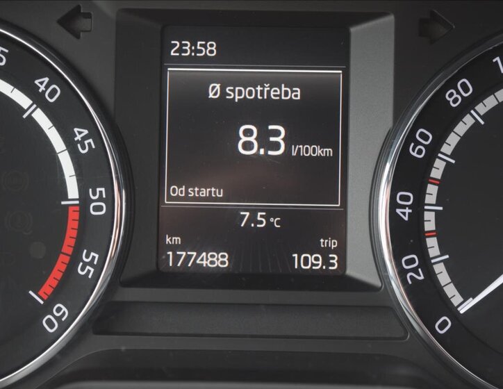 Škoda Octavia Sedan / Limuzína 2,0 l 135 kw