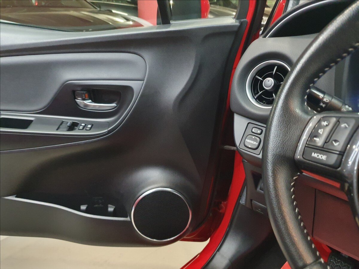 Toyota Yaris Hatchback 1,5 l 82 kw