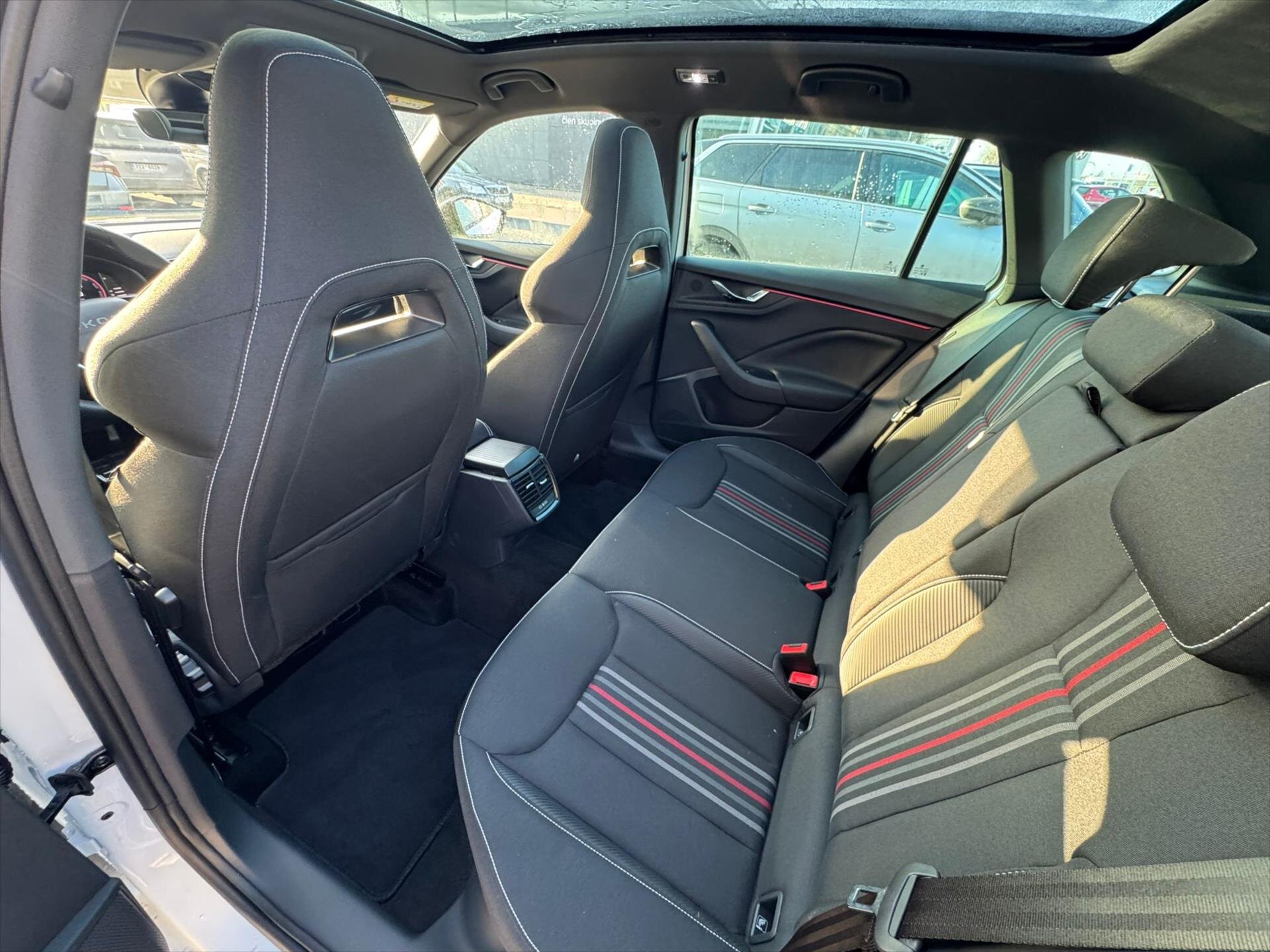 Škoda Kamiq SUV 1,5 l 110 kw