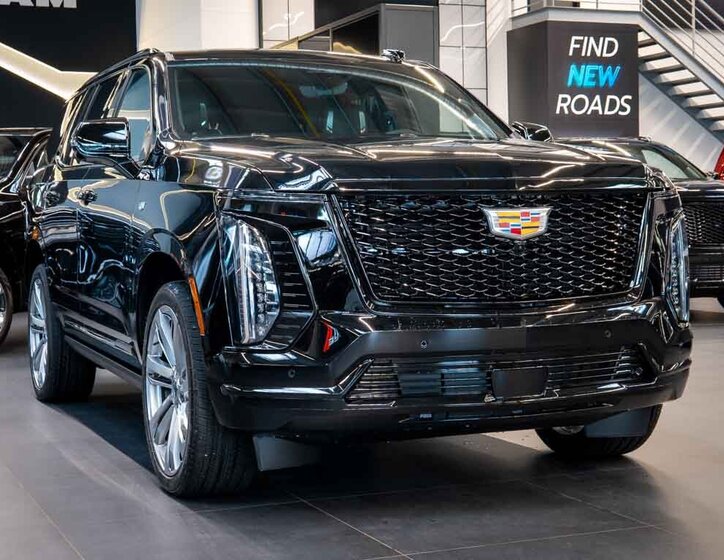 Cadillac Escalade SUV 6,2 l 313 kw