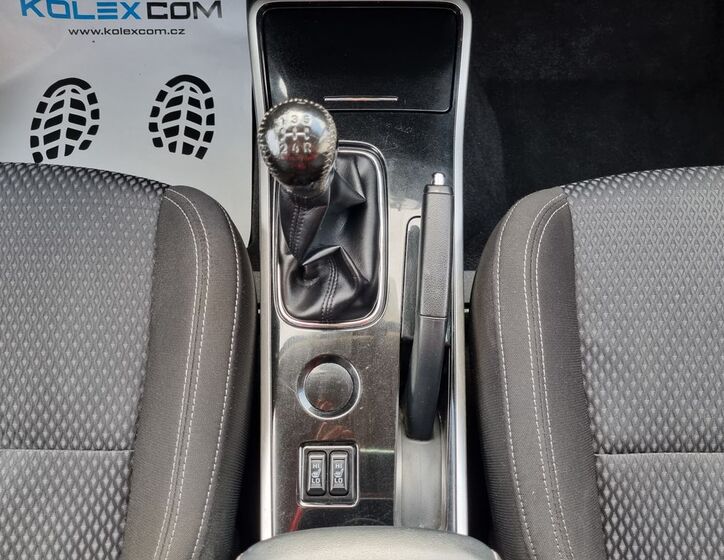 Mitsubishi Outlander 17