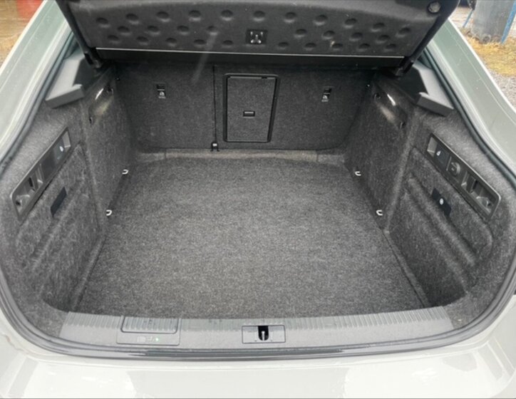 Škoda Superb Liftback 2,0 l 110 kw