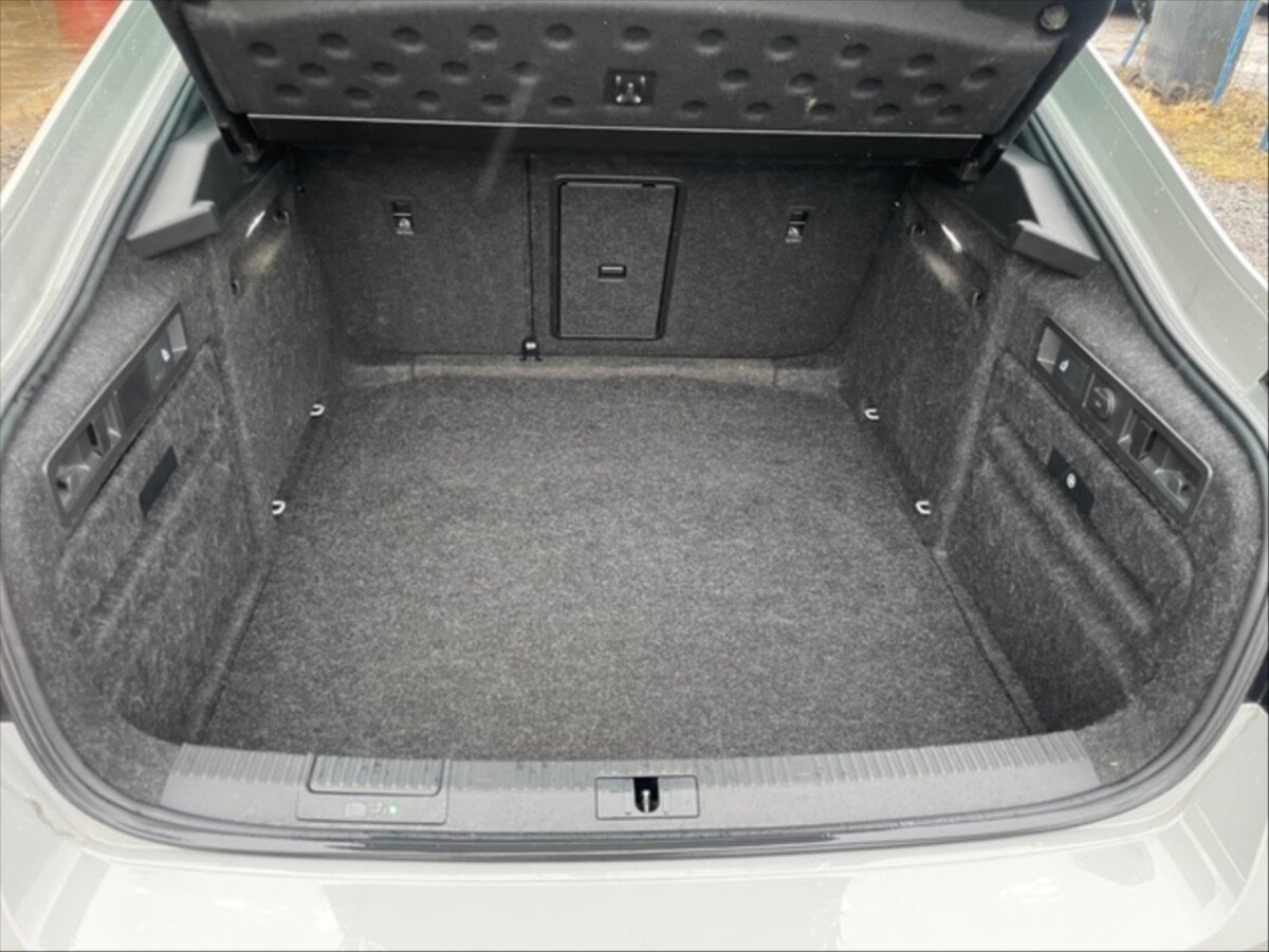 Škoda Superb Liftback 2,0 l 110 kw