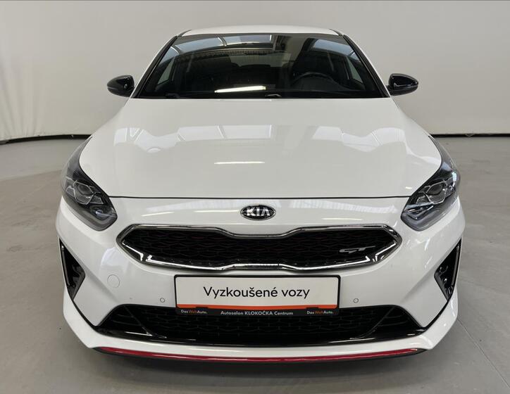 KIA ProCeed 4