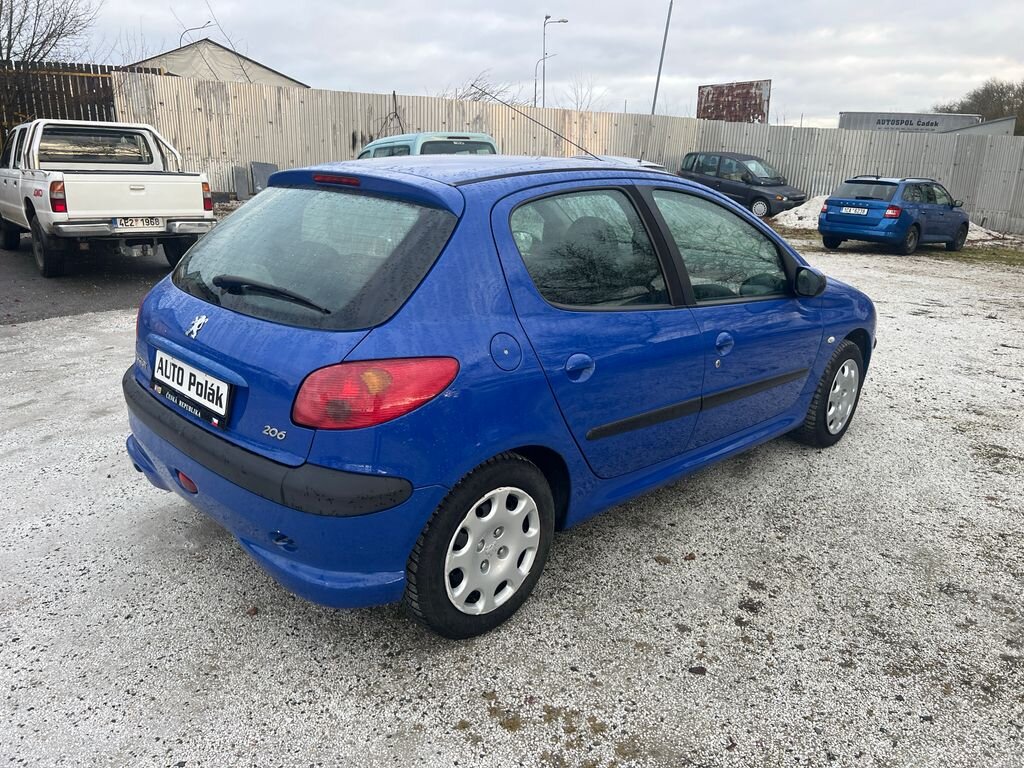Peugeot 206