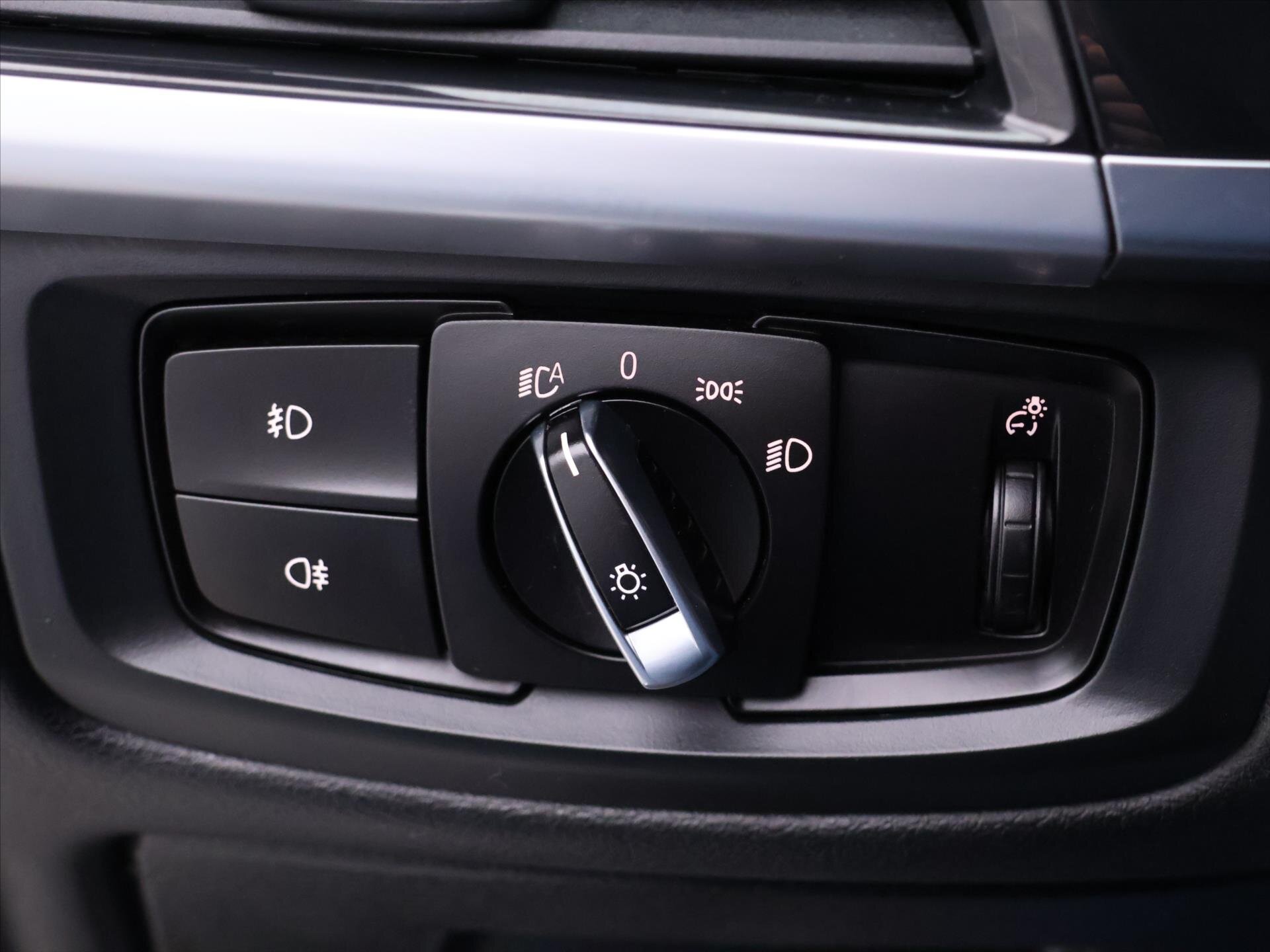 BMW X6 SUV / Terénní 3,0 l 190 kw