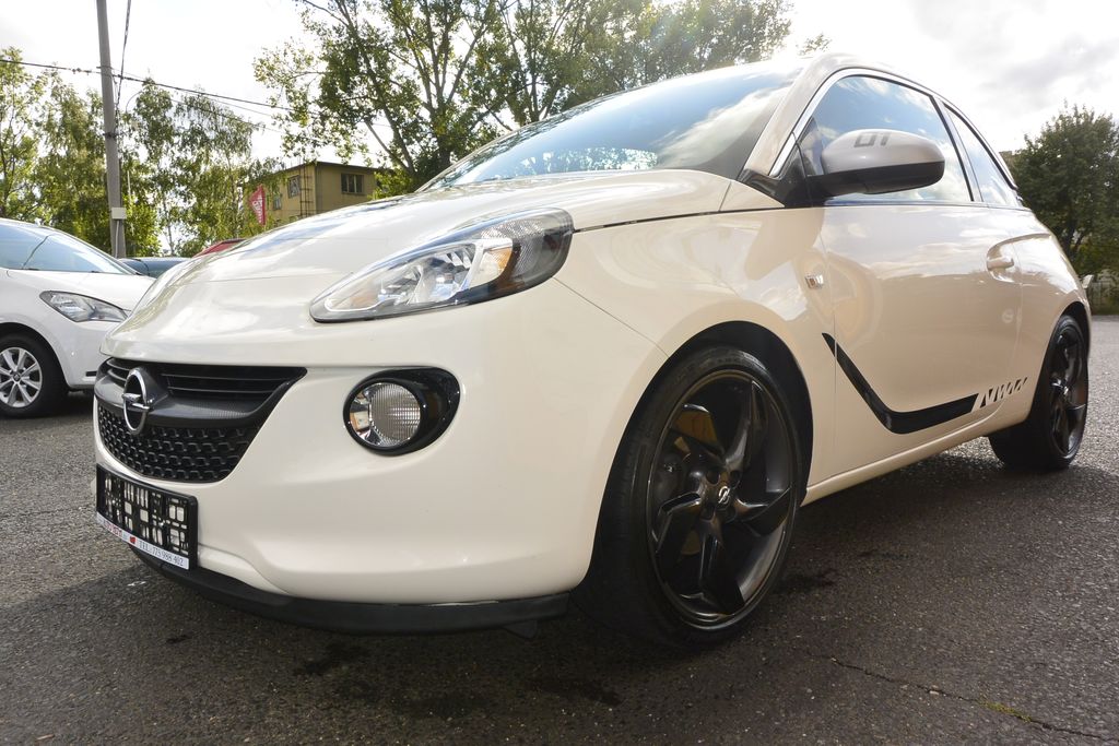 Opel Adam
