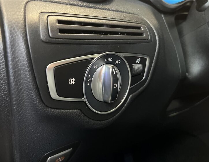 Mercedes-Benz GLC 11