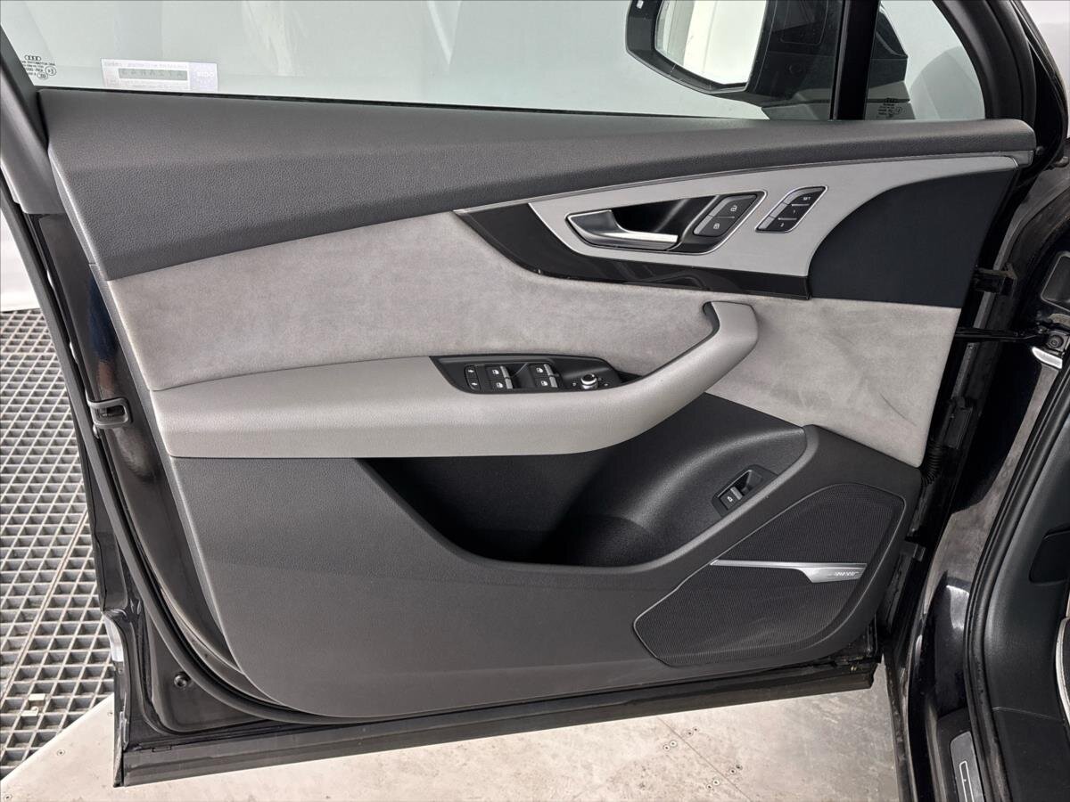 Audi Q7 SUV / Terénní 3,0 l 200 kw