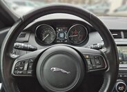 Jaguar E-Pace SUV 2,0 l 132 kw