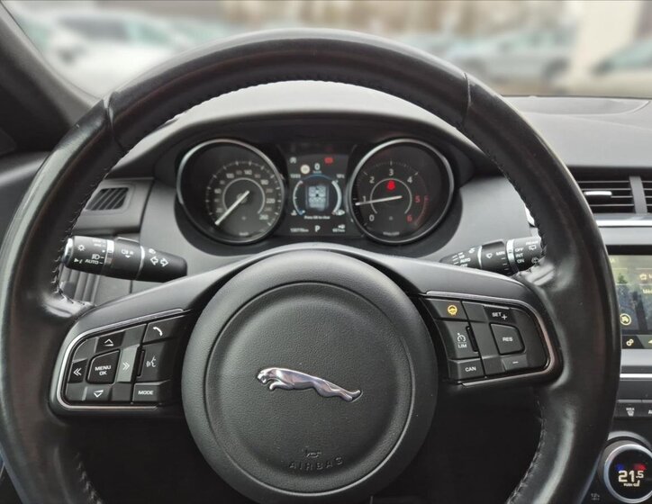 Jaguar E-Pace SUV 2,0 l 132 kw