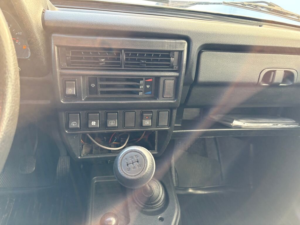 Lada Niva SUV 1,7 l 61 kw