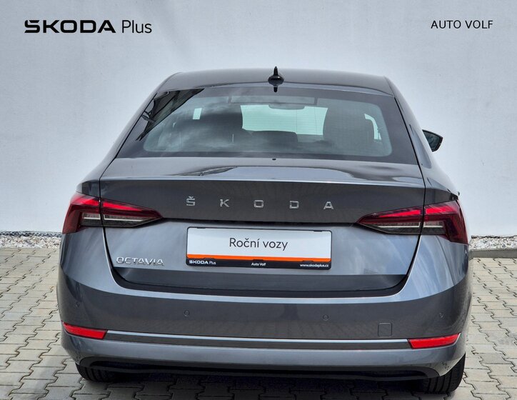 Škoda Octavia 9